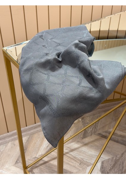 Monogram Şal fiyatları