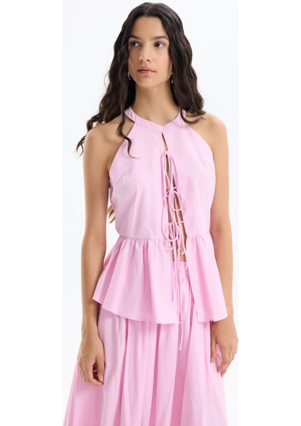 Önü Bağcıklı Halter Yaka Bluz Pembe