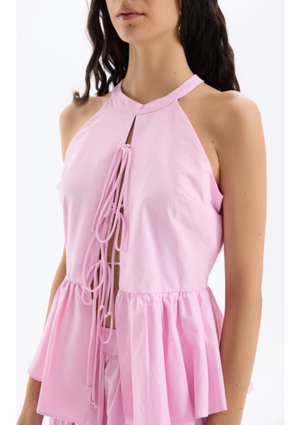 Önü Bağcıklı Halter Yaka Bluz Pembe