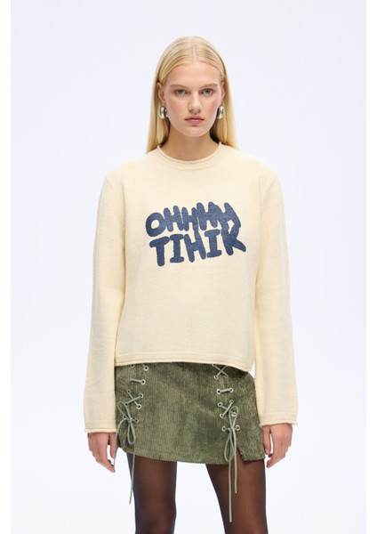 Bisiklet Yaka Yazı Desenli Triko Kazak Ekru fiyatları