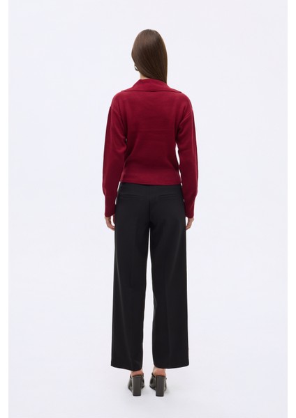 Arma Nakışlı Gömlek Yaka Triko Kazak Bordo