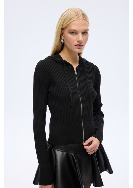 Fermuarlı Kapüşonlu Triko Hırka Siyah indirimleri