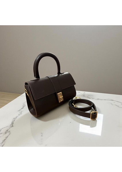 Nora Model El ve Omuz Çanta