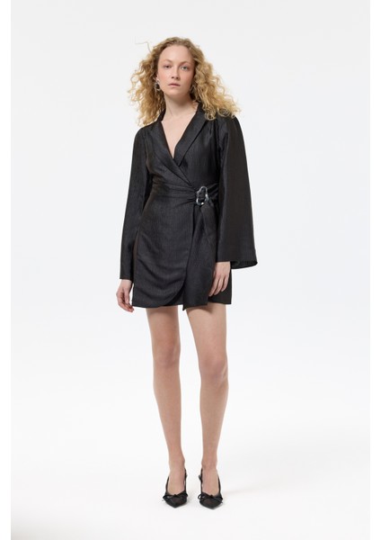 Kruvaze Bağlamalı Dokulu Mini Elbise Siyah