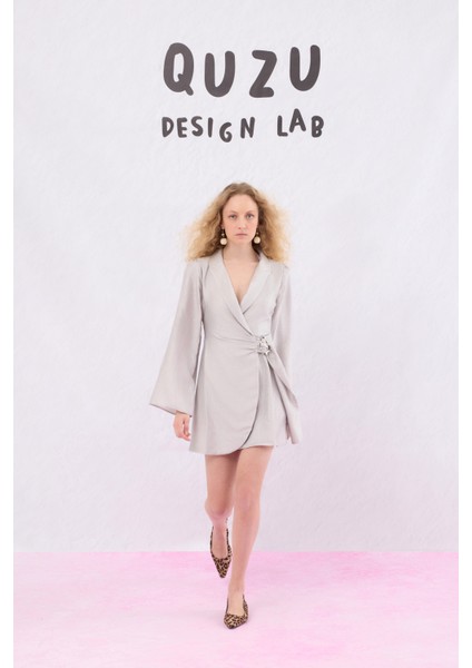 Kruvaze Bağlamalı Dokulu Mini Elbise Gri