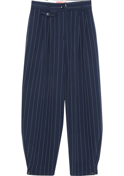 Çizgi Detaylı Pileli Pantolon Lacivert fiyatları