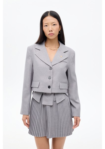 Broş Aksesuarlı Düğmeli Crop Blazer Ceket Gri indirimleri