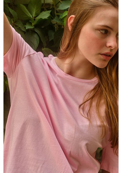 Bisiklet Yaka Oversize Basic Tişört Pembe