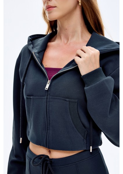 Kapüşonlu Fermuarlı Basic Sweatshirt Lacivert indirimleri