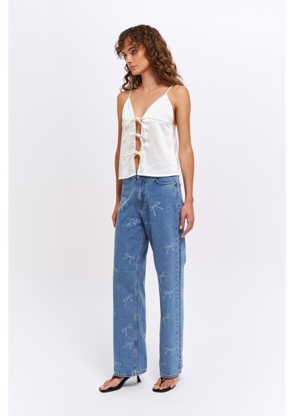 Eskitme Kurdele Detaylı Kot Pantolon Mavi