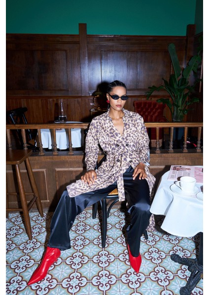 Leopar Desenli Uzun Trençkot Bej