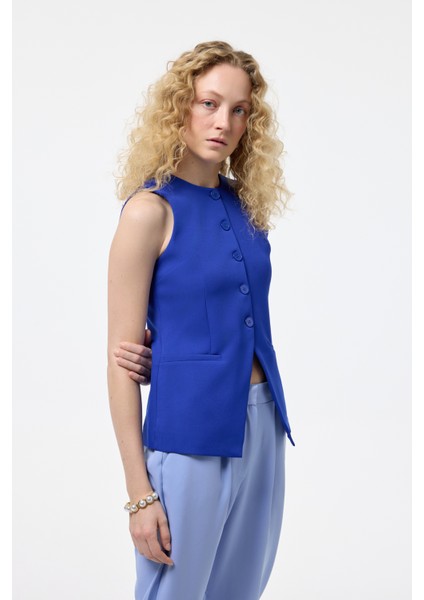 Düğmeli V Kesim Kolsuz Yelek Sax