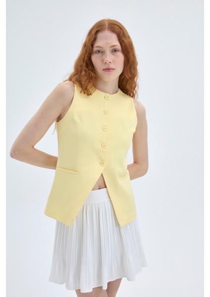 Düğmeli V Kesim Kolsuz Yelek Sarı