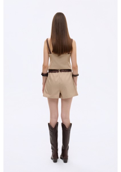 Kontrast Bel Pileli Mini Şort Etek Bej