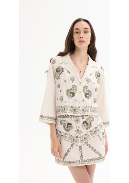 Nakış Desenli Düğmeli V Yaka Keten Gömlek Naturel