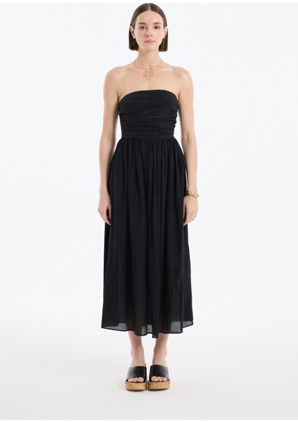 Drape Detaylı Pileli Straplez Midi Elbise Siyah