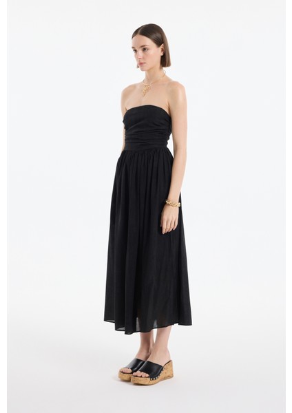 Drape Detaylı Pileli Straplez Midi Elbise Siyah