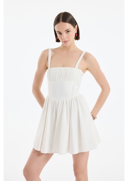 Kalın Askılı Pileli Mini Elbise Ekru