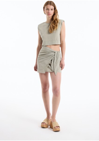 Volan Bağlamalı Çizgili Mini Etek Haki