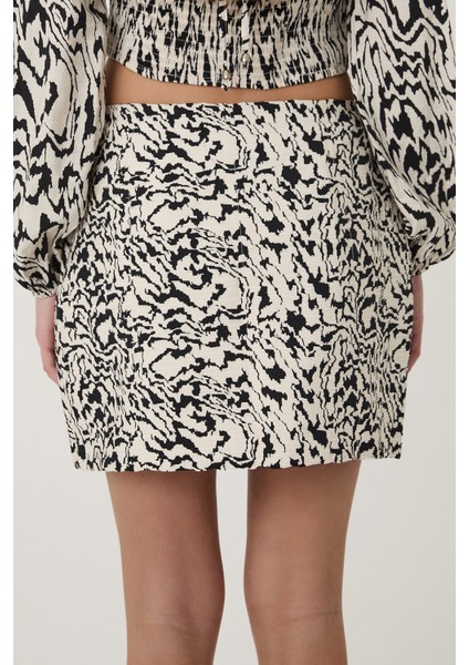 Desenli Mini Etek Siyah