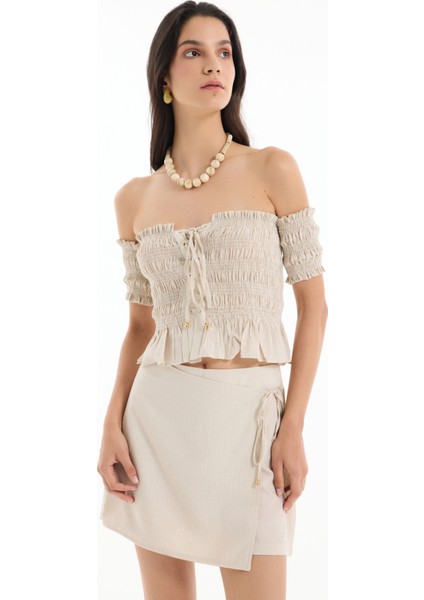 Kuş Gözü Bağlamalı Düşük Omuz Bluz Bej