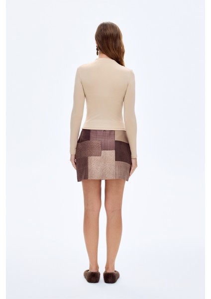 Drapeli Yüksek Yaka Uzun Kollu Basic Bluz Bej