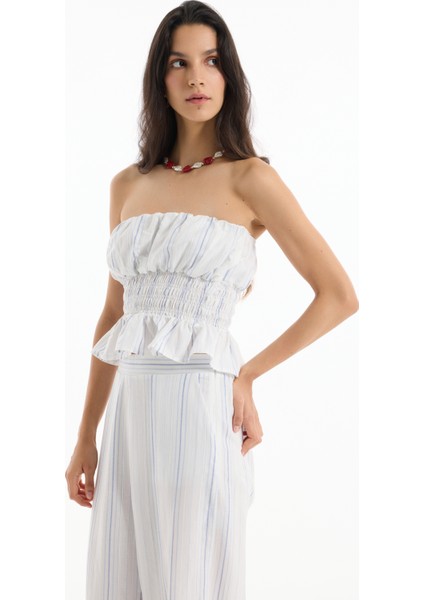 Gipe Detaylı Fırfırlı Straplez Bluz Ekru