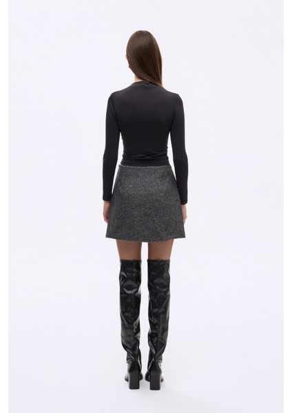 Drapeli Yüksek Yaka Uzun Kollu Basic Bluz Siyah