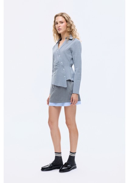 Asimetrik Düğmeli Drapeli Gömlek Gri