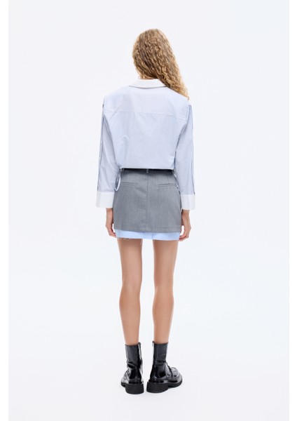 Çizgili Manşet Kol Arma Nakışlı Gömlek Mavi