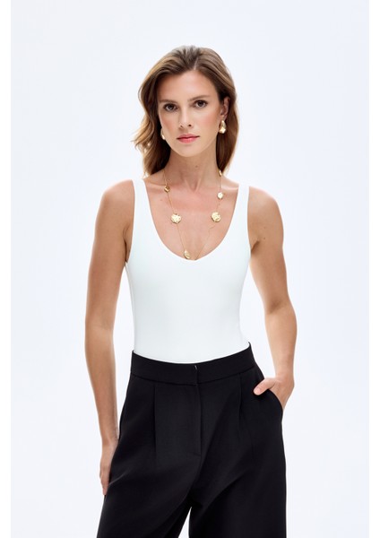 V Yaka Basic Bodysuit Ekru indirimleri