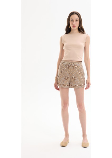 Etnik Nakış Işlemeli Pul Süslemeli Mini Şort Bej