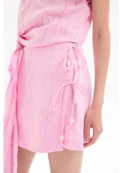 Ince Çizgili Bağlama Detaylı Şort Etek Pembe