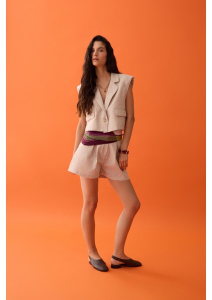 Beli Yazı Detaylı Pileli Mini Şort Naturel