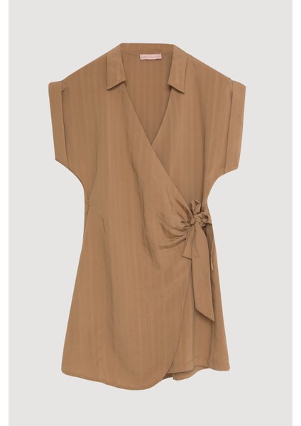 Kruvaze Yaka Beli Bağlamalı Şort Tulum Kahverengi