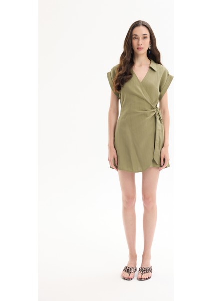 Kruvaze Yaka Beli Bağlamalı Şort Tulum Haki