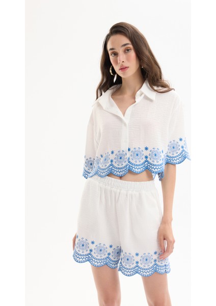 Nakış Detaylı Beli Lastikli Mini Şort Ekru