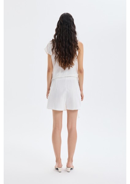 Ince Çizgili Bağlama Detaylı Şort Etek Ekru