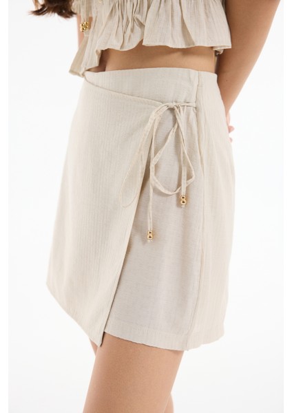 Dokulu Bağcık Detaylı Şort Etek Bej