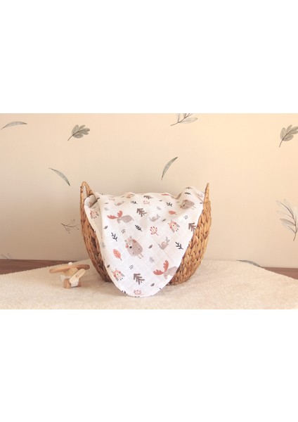 Orman Desenli %100 Pamuk 7 Parça Erkek Bebek Hediye Kutusu – Pike, Müslin Set ve Papyonlu Tulum modelleri