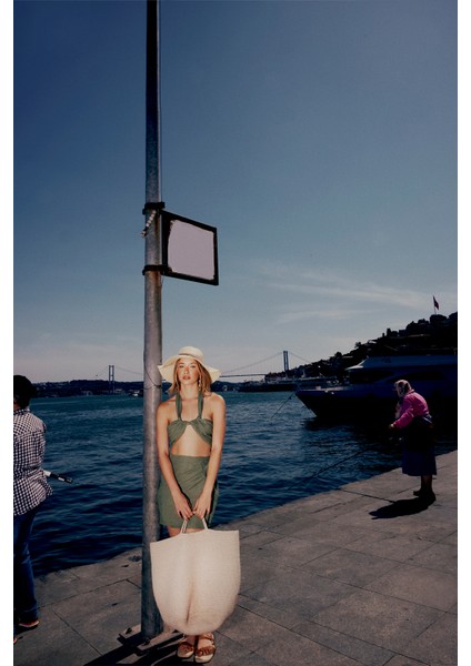 Boyundan Bağlamalı Büzgülü Büstiyer Haki modelleri