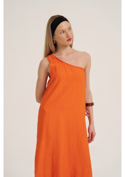Tek Omuz Ucu Volanlı Midi Elbise Turuncu