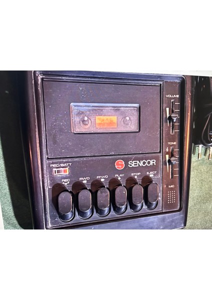 Sencor S-3000 Kaset Çalar Sorunsuz Çalışır Durumda 28 cm 18 cm 8 cm Ölçülerinde fırsatları