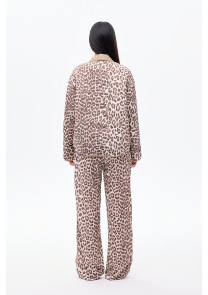 Leopar Desenli Kontrast Yaka Kapitone Ceket Kahverengi