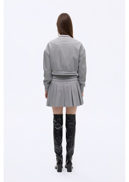 Harf Nakışlı Ribanalı Kısa Bomber Ceket Gri