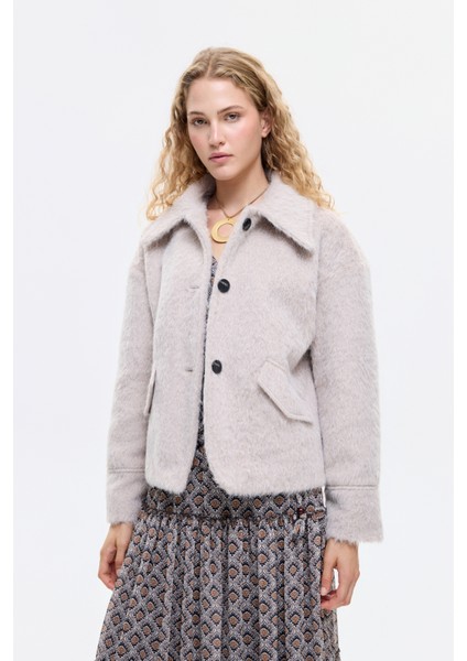 Gömlek Yaka Düğmeli Tüylü Ceket Bej