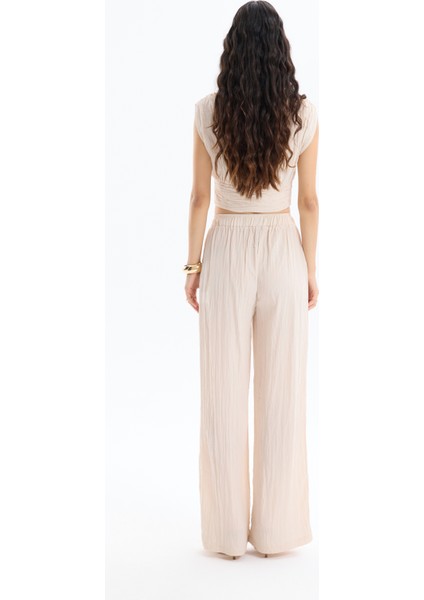Kırışık Görünümlü Beli Lastikli Pantolon Bej