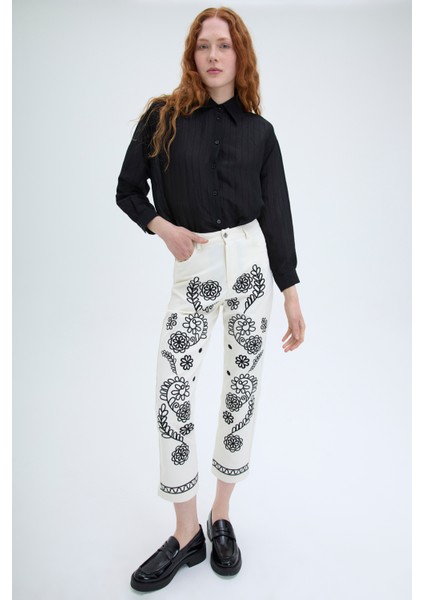 Nakış İşlemeli Yüksek Bel Pantolon Ekru