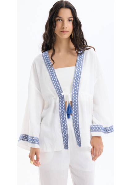 Şerit Nakış Detaylı Beli Bağlamalı Kimono Ekru