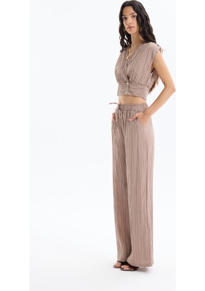 Kırışık Görünümlü Beli Lastikli Pantolon Açık Kahverengi